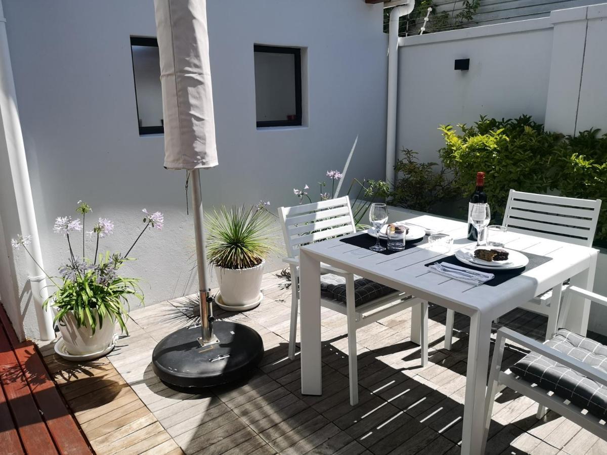 Cape White Villa Crawley エクステリア 写真