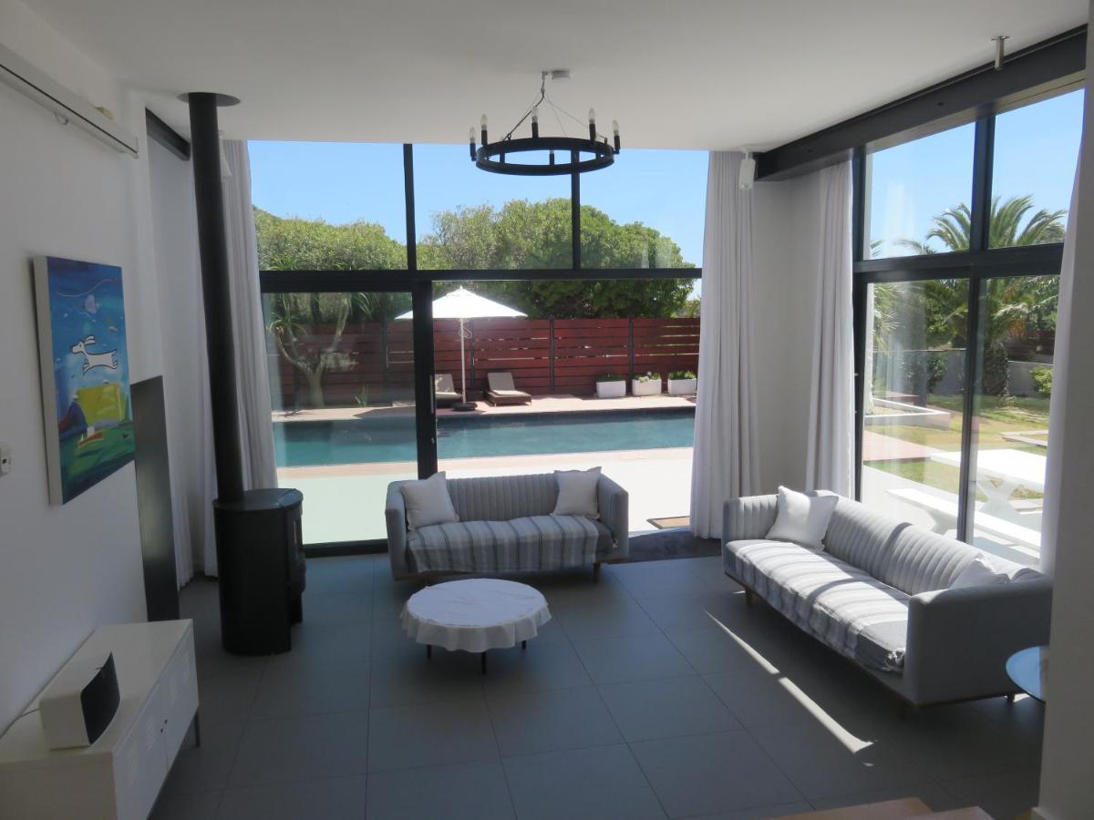 Cape White Villa Crawley エクステリア 写真